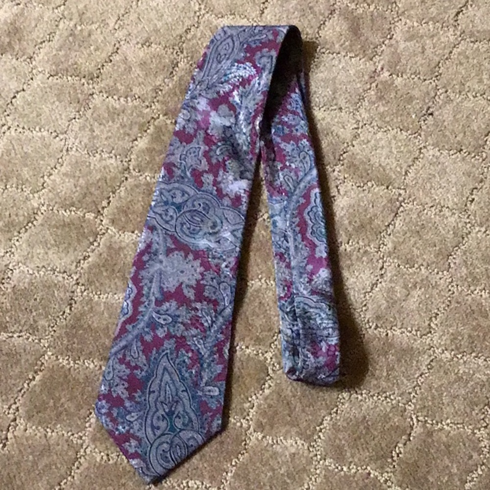 JOHNNY CARSON TIE